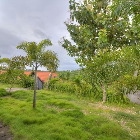 Kira Homestay Lembongan Exteriör bild